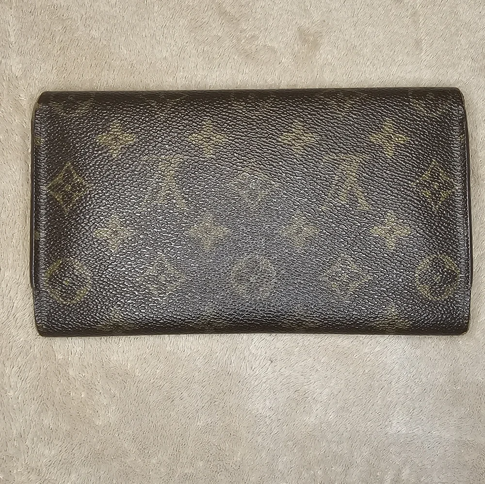 Louis Vuitton Monogram International Wallet Vintage 7.5